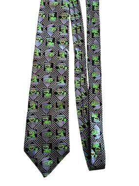 Men’s Oscar The Grouch tie. EEUC